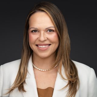 Gabriela Sánchez, agente de seguros de salud licenciada